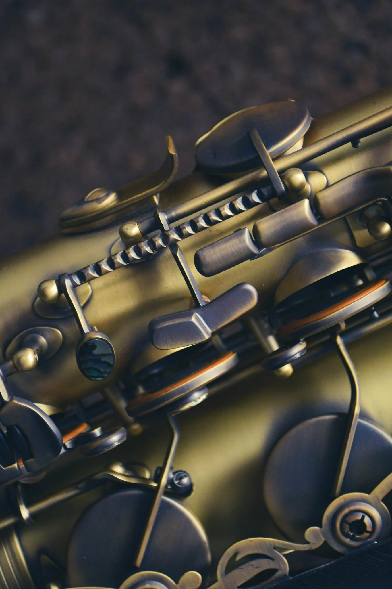 Tenor Saxophone System-76 Derek Brown BEATBoX SAX view