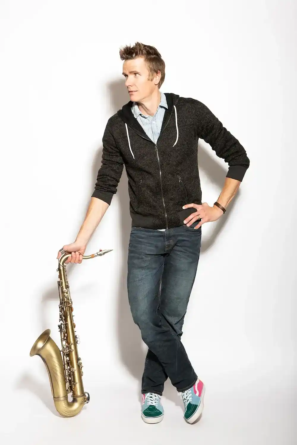 Derek Brown photo
